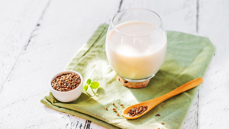 Sữa hạt lanh: Giá trị dinh dưỡng, công dụng và lưu ý khi uống 2