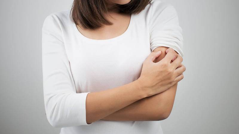 Sữa tắm cho viêm da cơ địa: Tiêu chí lựa chọn và hướng dẫn chăm sóc da người bệnh nên biết 1