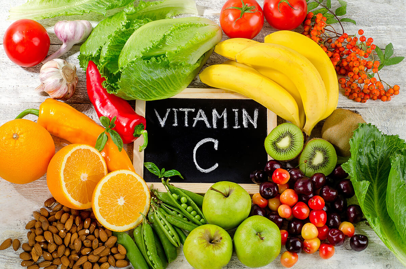 Thực phẩm giàu Vitamin C giúp tăng cường hệ miễn dịch và kích thích sản xuất cortisol cho cơ thể