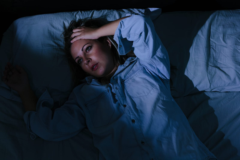 Tại sao bạn thường tỉnh như sáo trước khi chìm vào giấc ngủ? 2