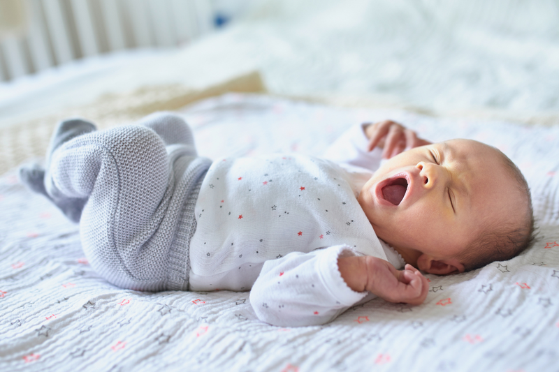 Tại sao không nên để trẻ sơ sinh một mình? Lời khuyên dành cho ba mẹ 1