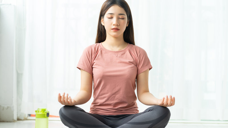Tập yoga thường xuyên có giúp bạn đẹp hơn không? 4 lợi ích của việc tập yoga 1