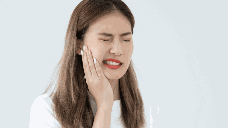Tẩy trắng răng có bị ê buốt không? 2