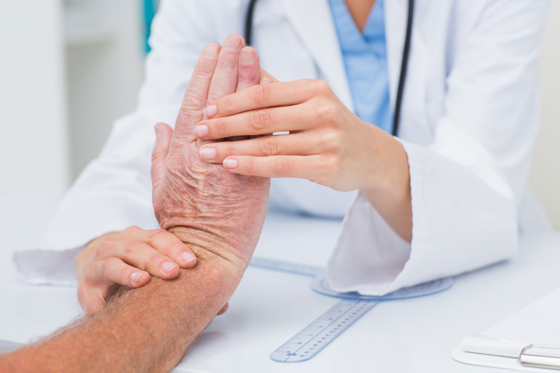 Thoái hoá khớp cổ tay là gì? Nguyên nhân, triệu chứng, phòng ngừa và điều trị bệnh 5