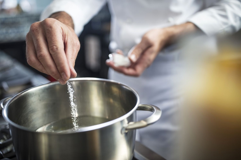 Thực phẩm thay thế muối có thực sự an toàn đối với bệnh nhân mắc bệnh thận? 3
