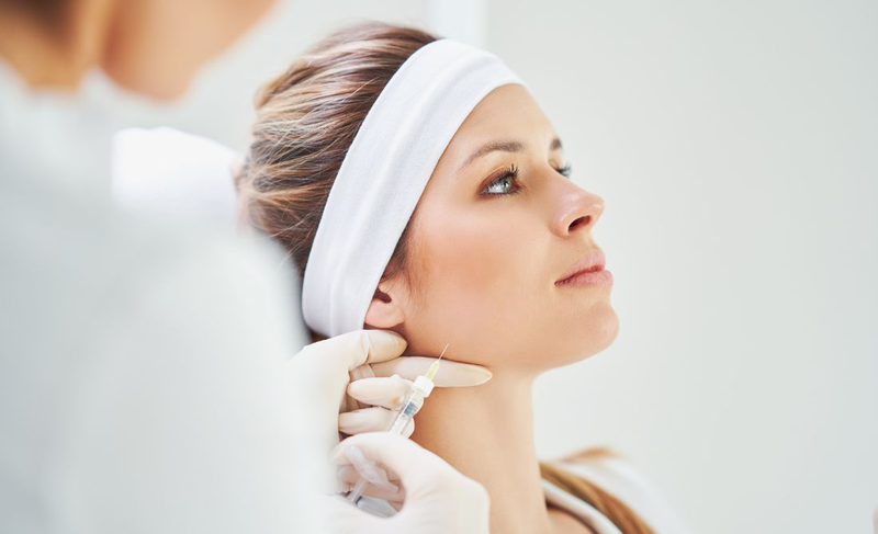 Tiêm botox gọn hàm​: Quy trình, rủi ro và lưu ý khi thực hiện 2