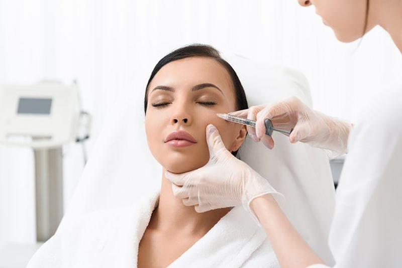 Tiêm Botox hạ gò má bị đơ nguyên nhân do đâu? 1