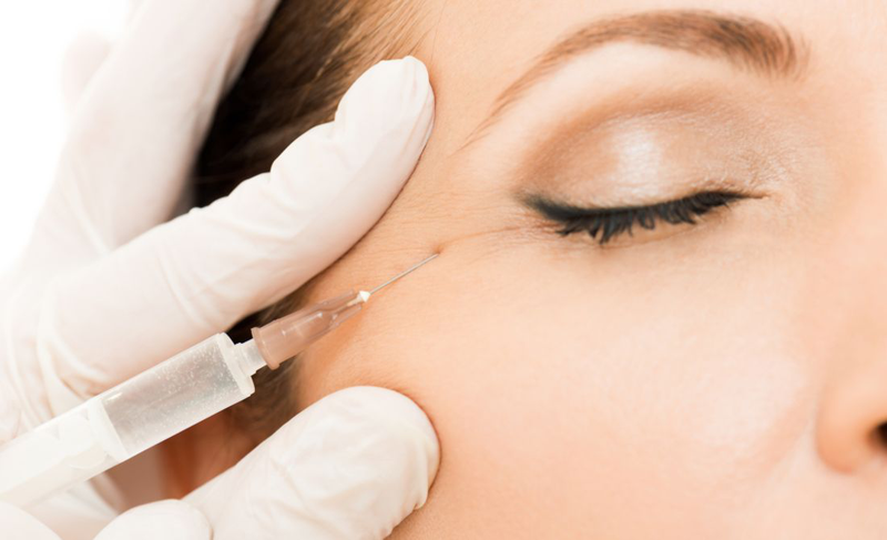 Tìm hiểu về tiêm botox xóa nhăn mắt​: Hiệu quả và nguy cơ tiềm ẩn 3