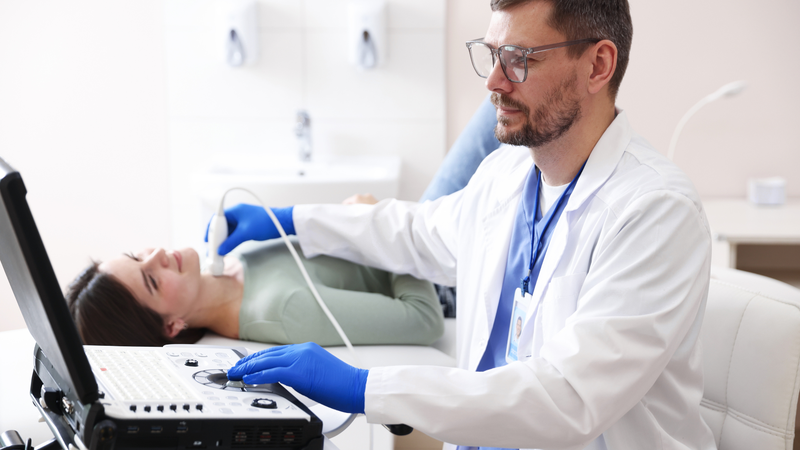 Siêu âm tuyến giáp ở Việt Nam giá 200.000 – 500.000 VNĐ/lần