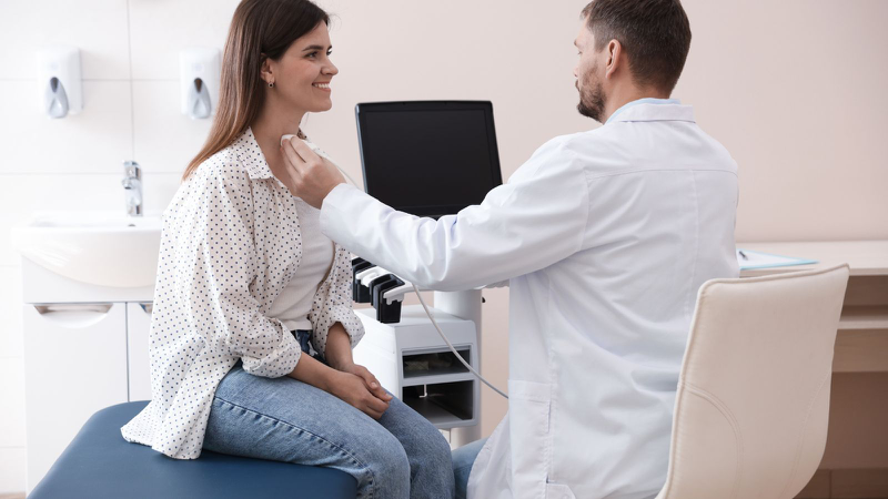 Siêu âm giúp phát hiện kịp thời các nhân giáp (u lành, u ác), nang, bướu cổ