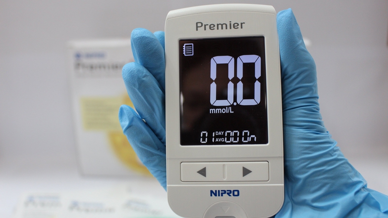Tìm hiểu về máy đo đường huyết Nipro Premier Alpha 4
