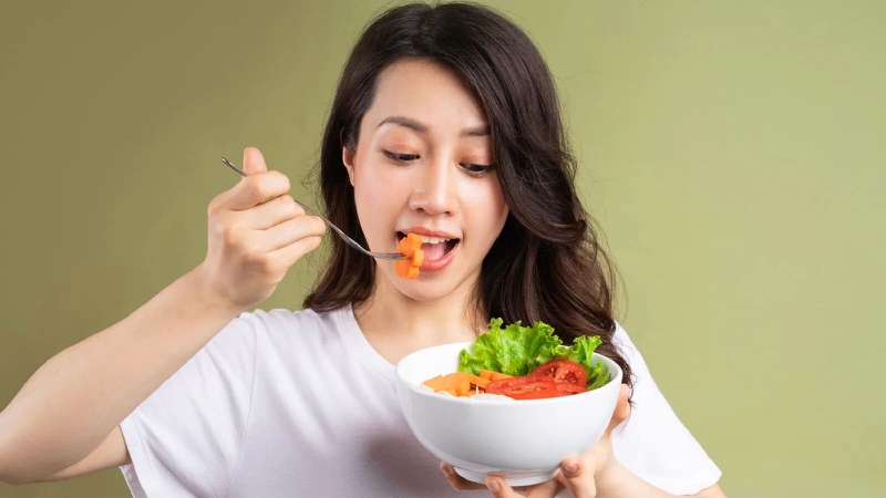 Tips giữ dáng ngày tết: Mẹo ăn uống và tập luyện đúng cách 4