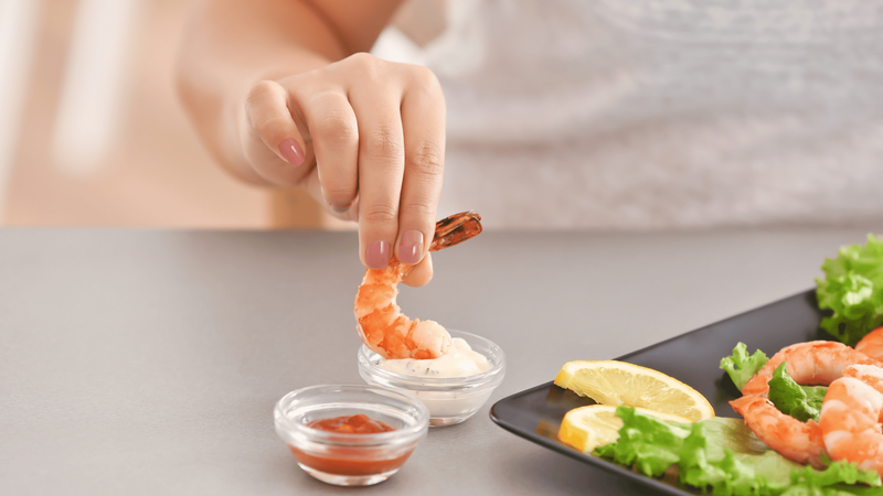  Tôm càng sen​ là gì? Tôm càng sen và tôm càng xanh khác nhau như thế nào? 2