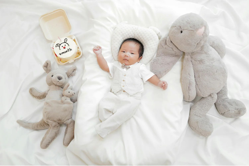 Trẻ 1 tháng tuổi đi ngoài mấy lần một ngày phụ thuộc vào nhiều yếu tố