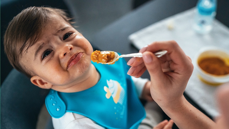 Trẻ 2 tuổi biếng ăn: Nguyên nhân, biểu hiện và cách khắc phục 2