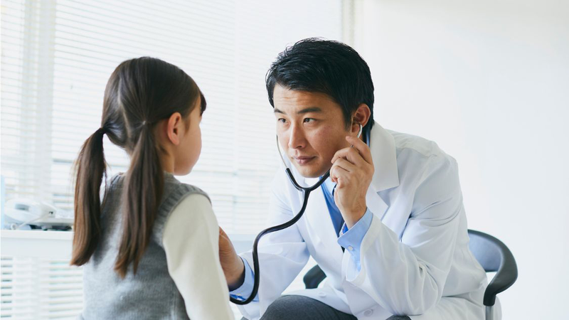 Trẻ ho kéo dài uống thuốc không khỏi phải làm sao 3