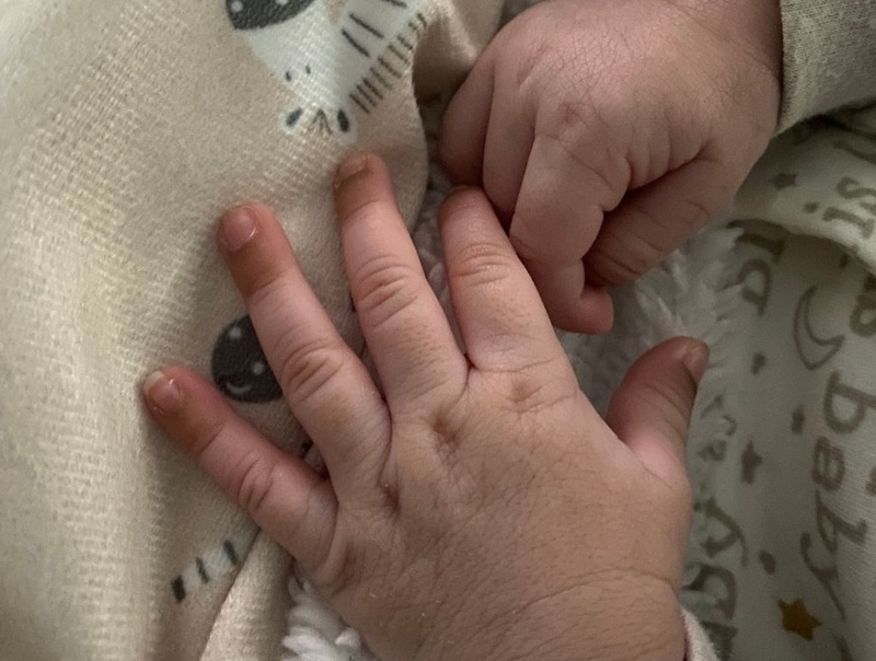 Bấm móng tay cho trẻ sơ sinh an toàn, LH:02432031555