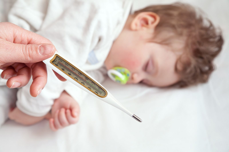 Trẻ sơ sinh chích ngừa trễ có sao không? Cách giải quyết tình trạng tiêm vắc-xin trễ ở trẻ 2