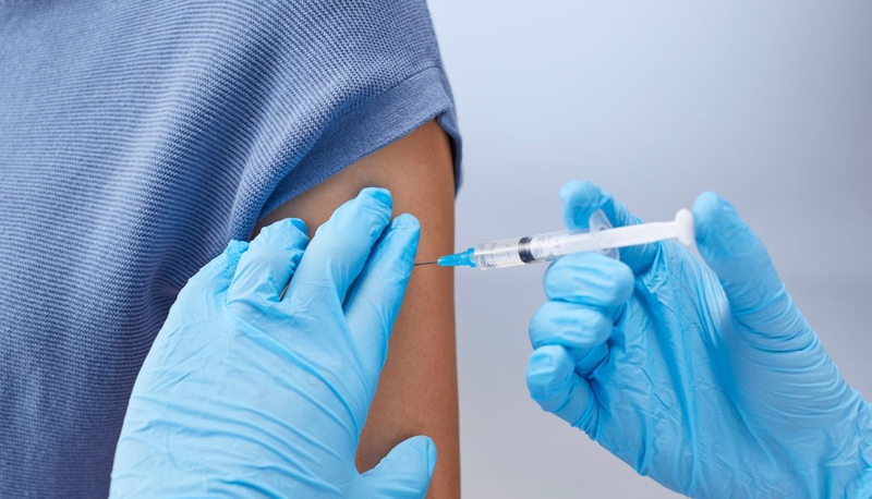 Nhận biết triệu chứng sốt xuất huyết nhẹ, cách theo dõi và chăm sóc 4