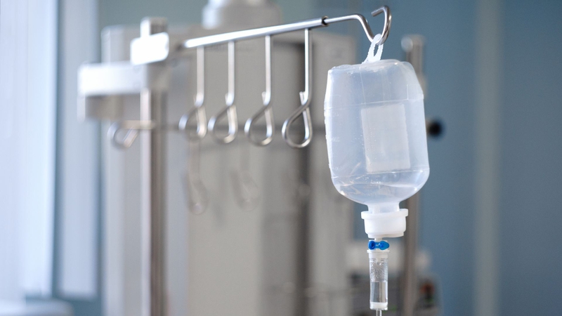 Cùng chuyên gia giải đáp thắc mắc: Truyền dịch có bọt khí có sao không​? 1