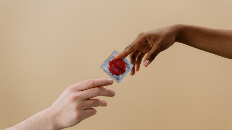 Bí quyết nâng cao hiệu quả giảm tỷ lệ nhiễm HIV khi dùng bao cao su