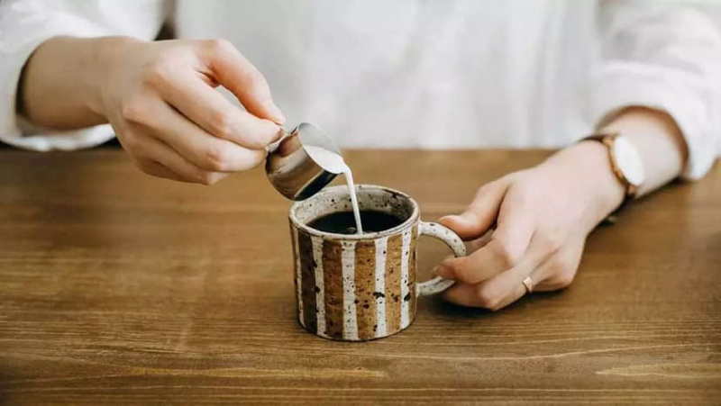 Uống cà phê với sữa tươi không đường có tốt không? 2