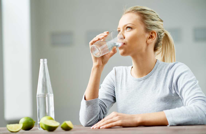 Uống nước chanh buổi sáng: Công dụng và những sai lầm cần tránh 4