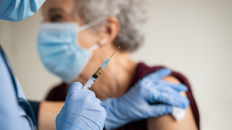 Vắc xin phế cầu 20 (Prevenar 20): Tác dụng, lịch tiêm và lưu ý khi tiêm 3