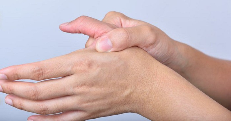 Viêm gân duỗi ngón cái: Nguyên nhân, triệu chứng, chẩn đoán và điều trị 2