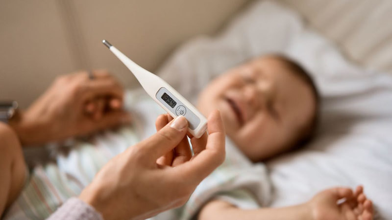 Viêm phổi có sốt không​? Trường hợp nào có sốt? Trường hợp nào không sốt 1