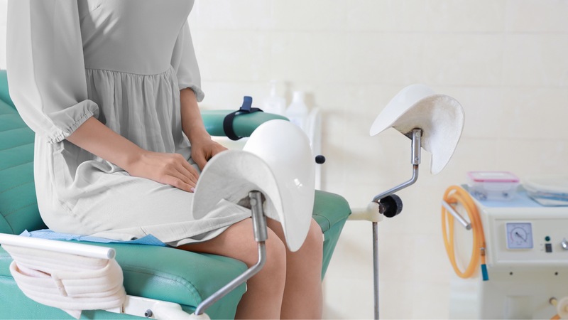 Vùng kín bị sưng một bên mép phải làm sao? 4