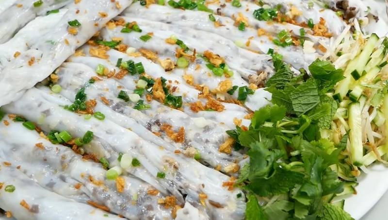 Hướng dẫn 2 cách pha bột bánh cuốn ngon đúng chuẩn 3