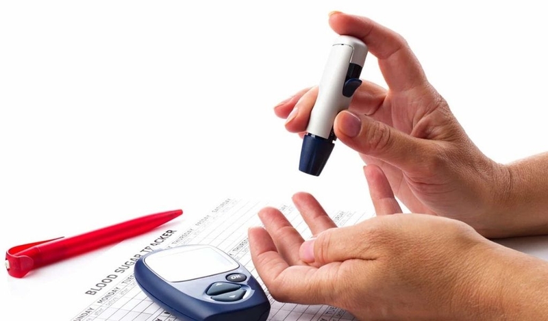 Hướng dẫn các bước sử dụng máy đo đường huyết an toàn và hiệu quả