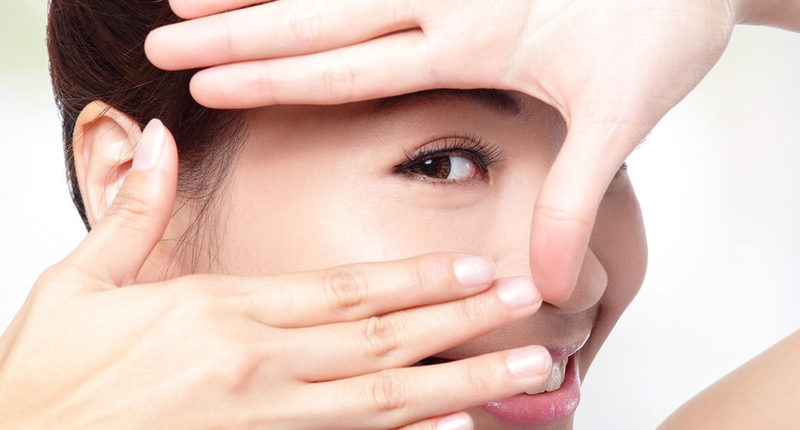 Hướng dẫn các chị em chăm sóc sau cắt mí3