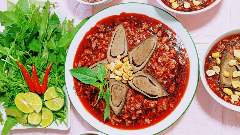 Cách ăn tiết canh an toàn