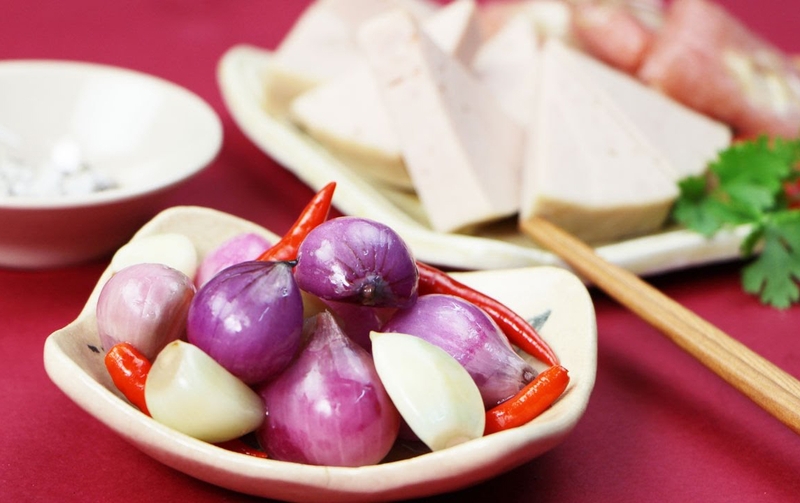 Hướng dẫn cách bảo quản hành khô tại nhà