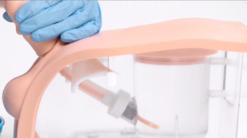 Hướng dẫn cách đặt ống thông tiểu nam3