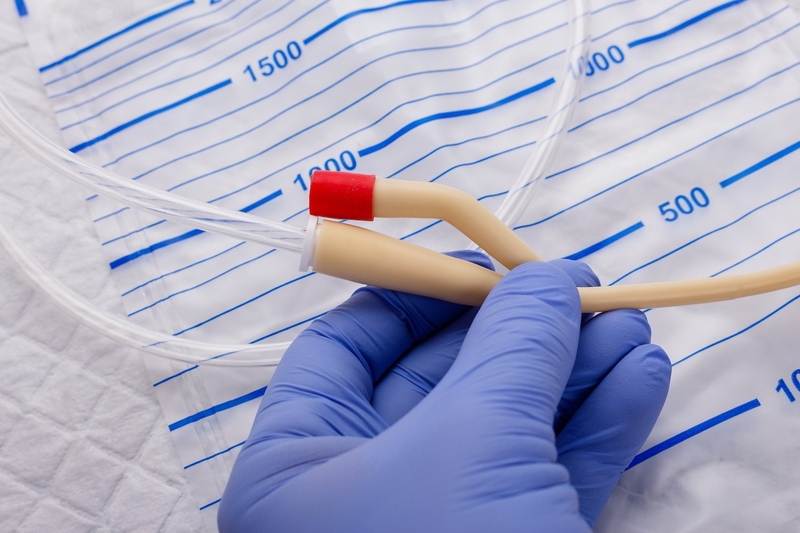 Hướng dẫn cách đặt ống thông tiểu nữ giới có gì khác biệt? -1