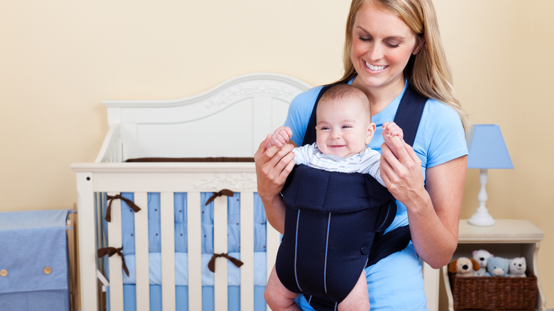 Hướng dẫn cách đeo địu em bé thoải mái cho mẹ và bé 2