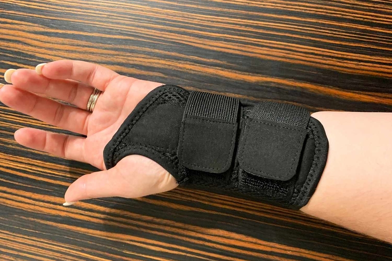 Hướng dẫn cách điều trị hội chứng ống cổ tay tại nhà 3