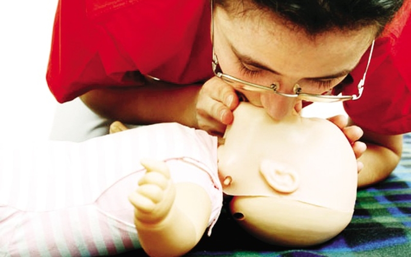 Hướng dẫn cách hà hơi thổi ngạt