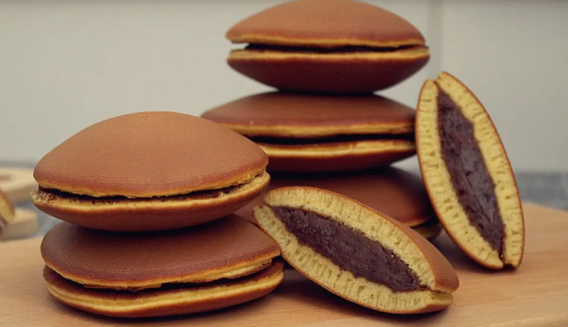 Hướng dẫn cách làm bánh rán Doremon ngon tuyệt 1