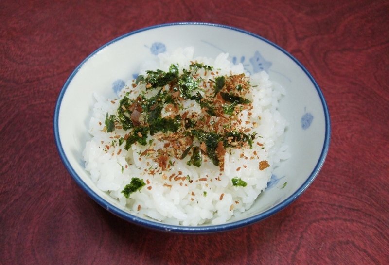 Hướng dẫn cách làm rong biển rắc cơm cho bé ngon khó cưỡng 1