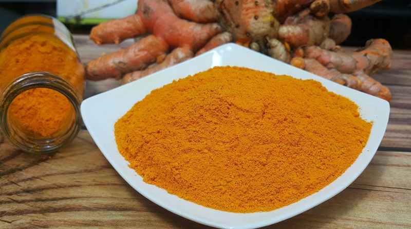 Hướng dẫn cách làm tinh bột nghệ tại nhà dễ làm 1