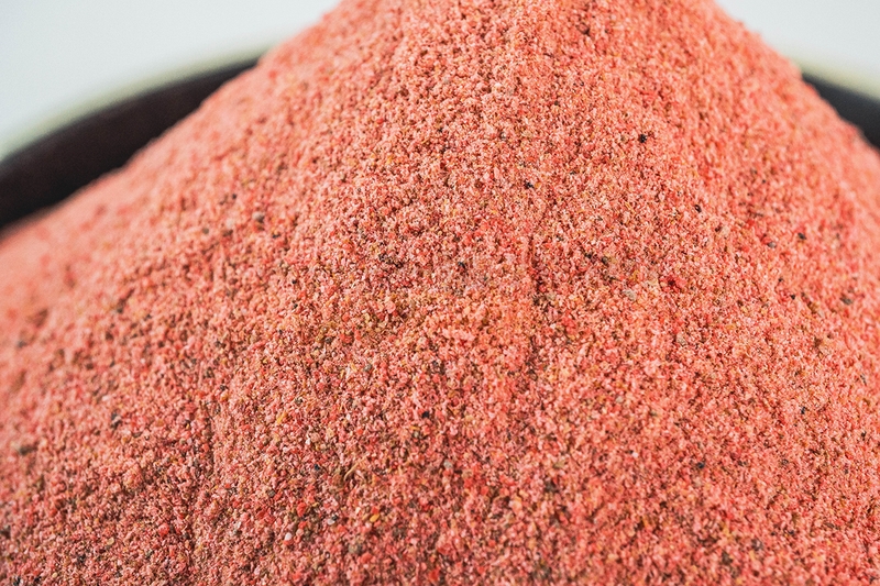 Hướng dẫn cách nấu bột tôm cho bé ăn dặm1