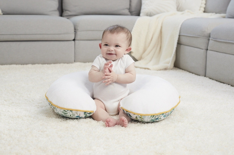 Hướng dẫn cách tập cho bé tự ngồi dậy hiệu quả 1