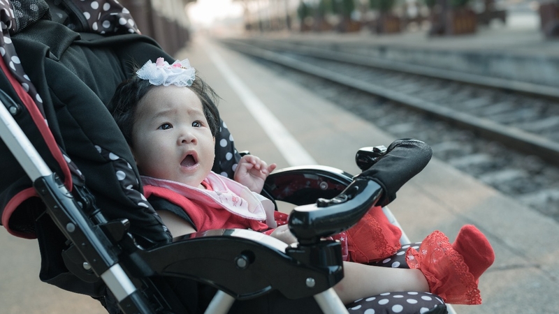 Hướng dẫn cách tập cho bé tự ngồi dậy hiệu quả 3