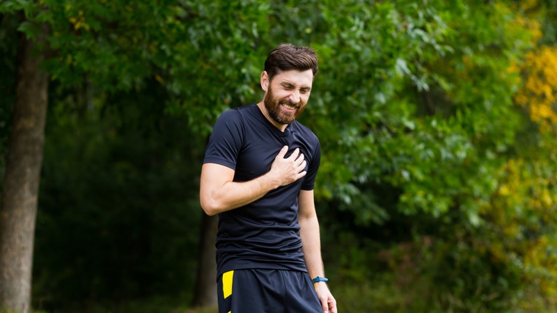 Khi chạy hoặc vận động mạnh, cơ thể cần nhiều oxy hơn nên thở nhanh và dễ hụt hơi