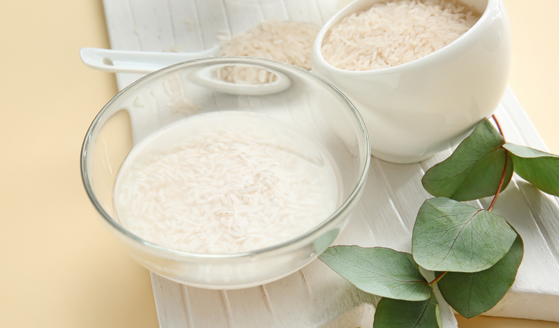 Nước vo gạo giúp loại bỏ mùi hôi miệng