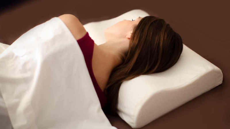 Hướng dẫn kê gối ngủ đúng cách theo từng tư thế ngủ 1